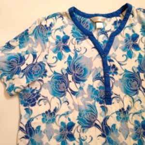 Christopher Banks extra large blue and white floral women's top
